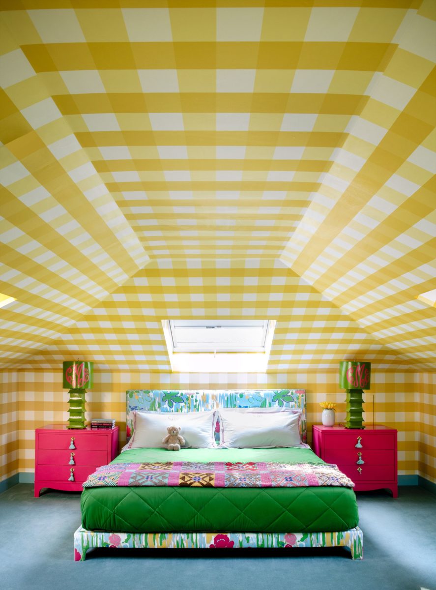 colore-ambra-camera-letto-soffitto