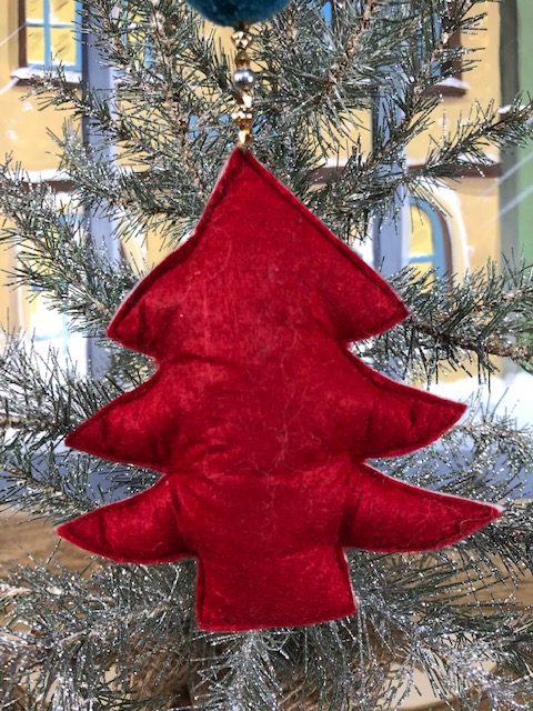 decorazioni-natalizie-pannolenci-albero