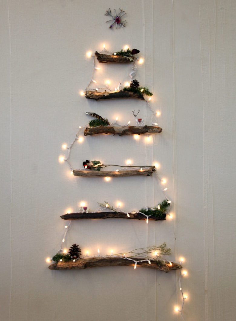 albero-natale-grande-particolare-scala-legno