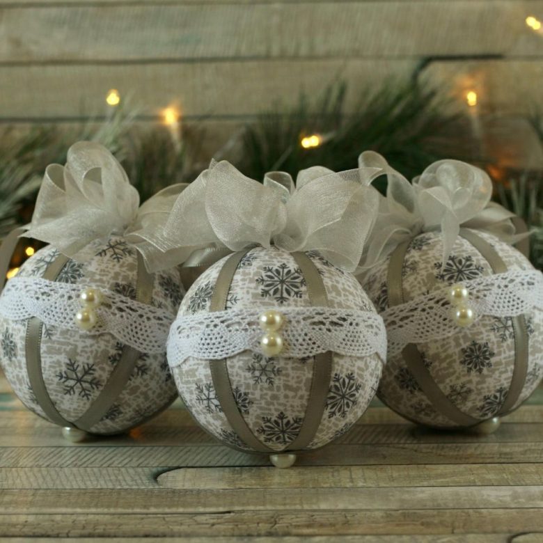 albero-natale-scandinavo-riciclo-paline