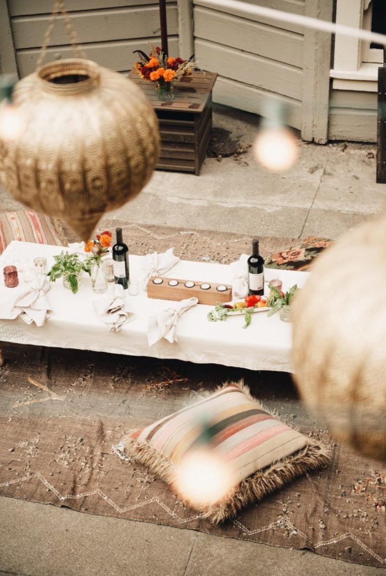 apparecchiare-tavola-stile bohemien-orientale
