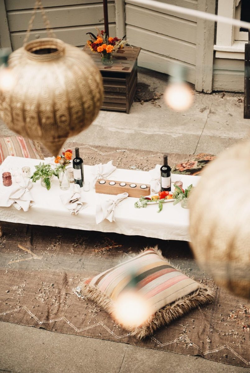 apparecchiare-tavola-stile bohemien-orientale