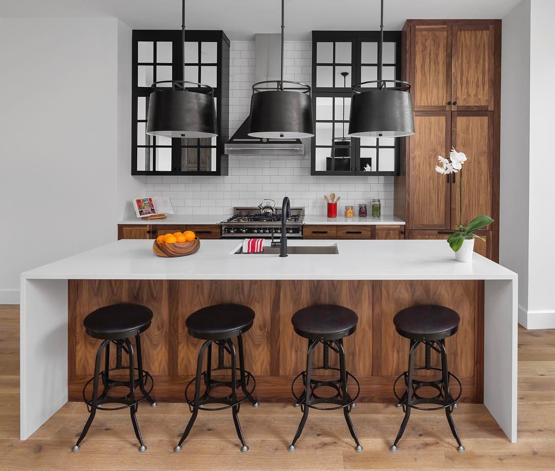 cucina-americana-bancone-sgabelli