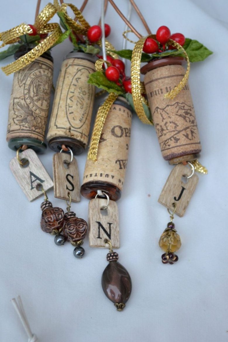 decorazioni-natalizie-tappi-sughero-pendagli