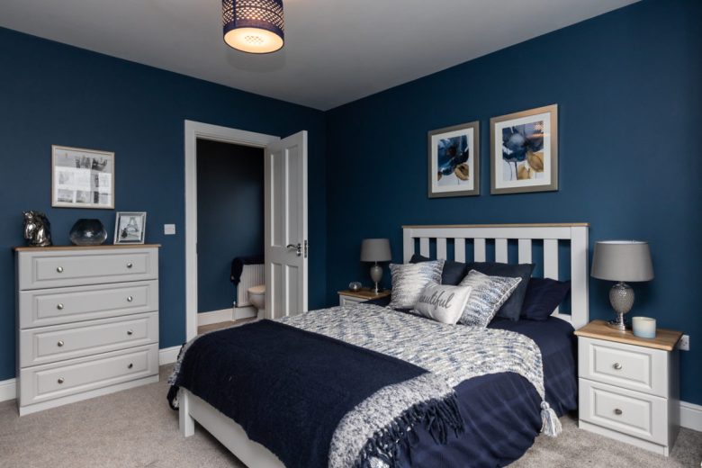 color-magnolia-camera-letto-soffitto