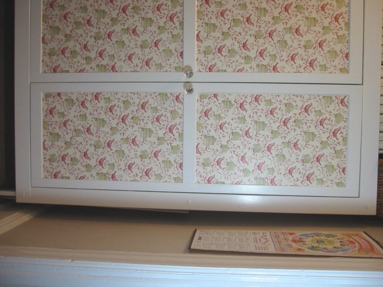 abbellire-armadio-decoupage-fiori