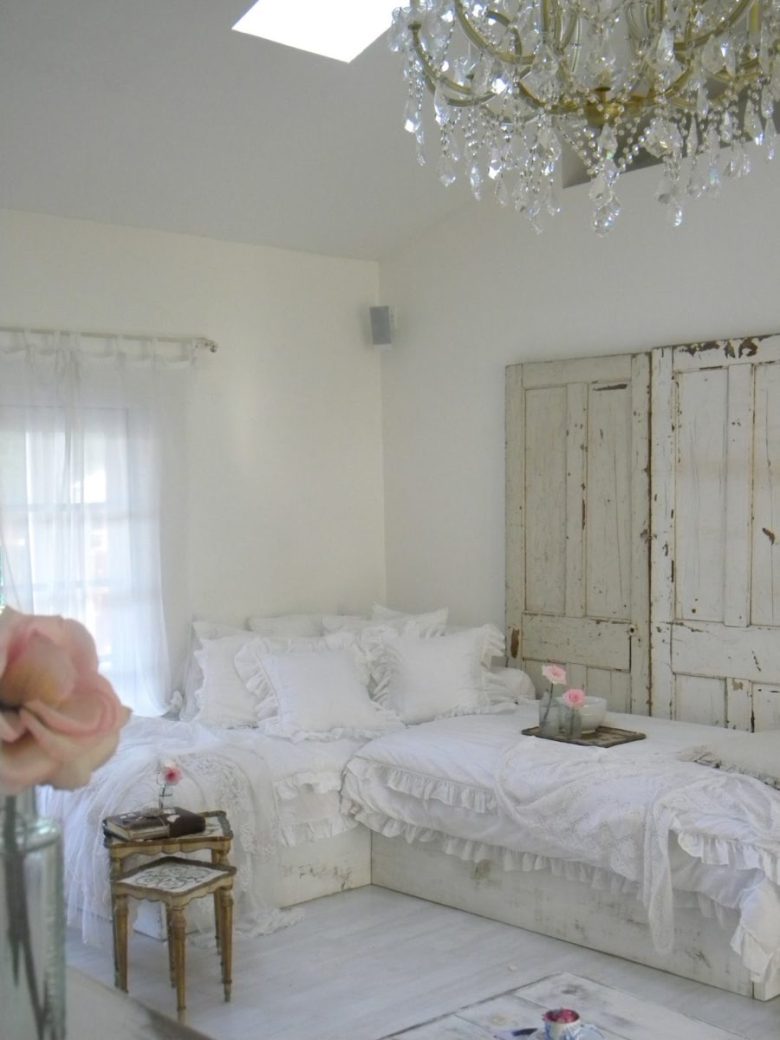 mansarda-shabby-chic-lampadario