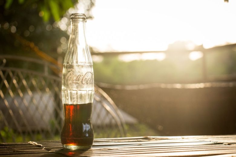 Coca, Cola