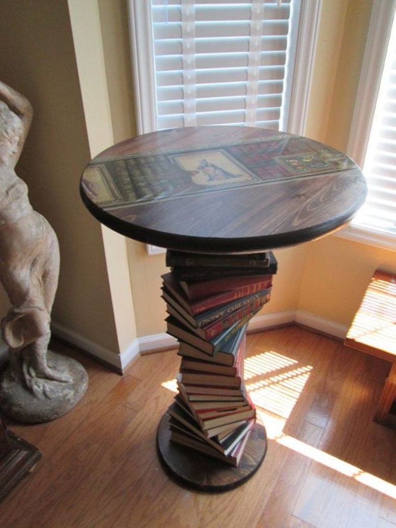 Upcycling-tavolino-libri