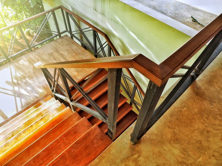 Metal,Staircase,Railing,With,Wooden,Stair.,Interior,Design,In,Vintage