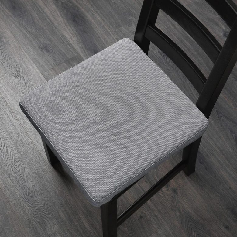 ikea-collezione-omtaenksam-cuscino-sedia