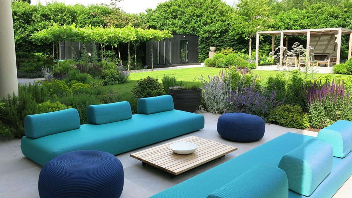 5-idee-per-dormire-in-giardino-08