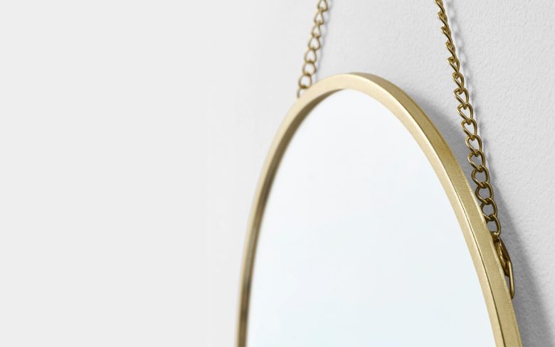 abbellire-il-soggiorno-con-prodotti-ikea-a-meno-di-€50-specchi