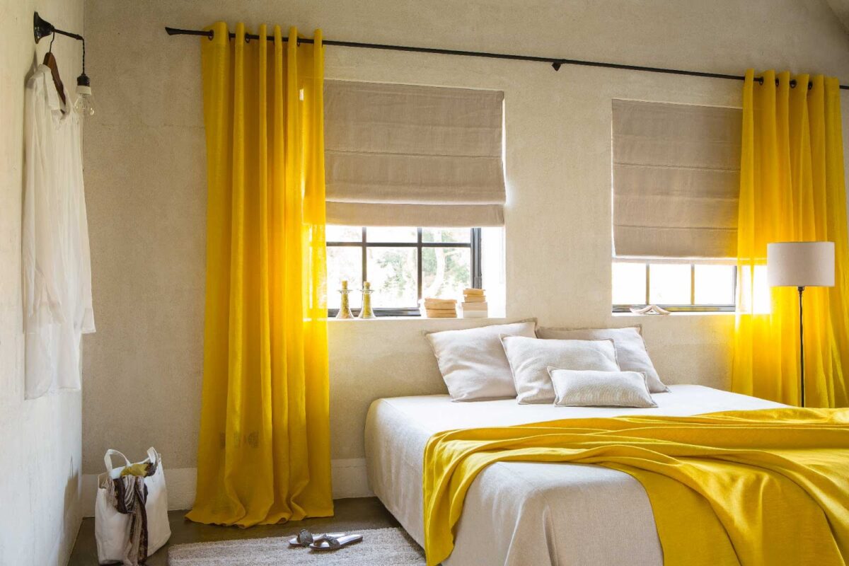 camera-giallo-brillante