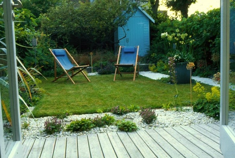 color-cobalto-come-avere-il-mare-in-giardino-12