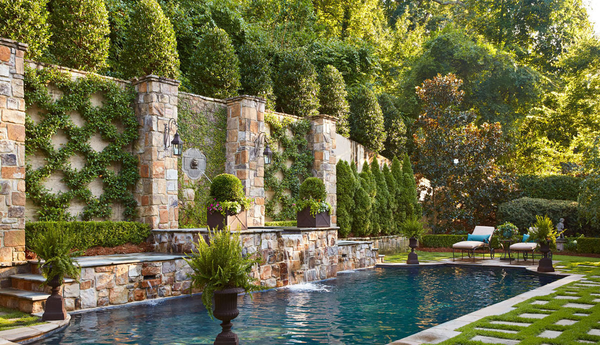 Color cobalto: come avere il mare in giardino
