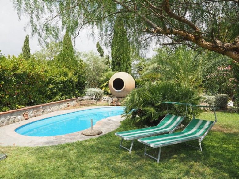 color-cobalto-come-avere-il-mare-in-giardino-19