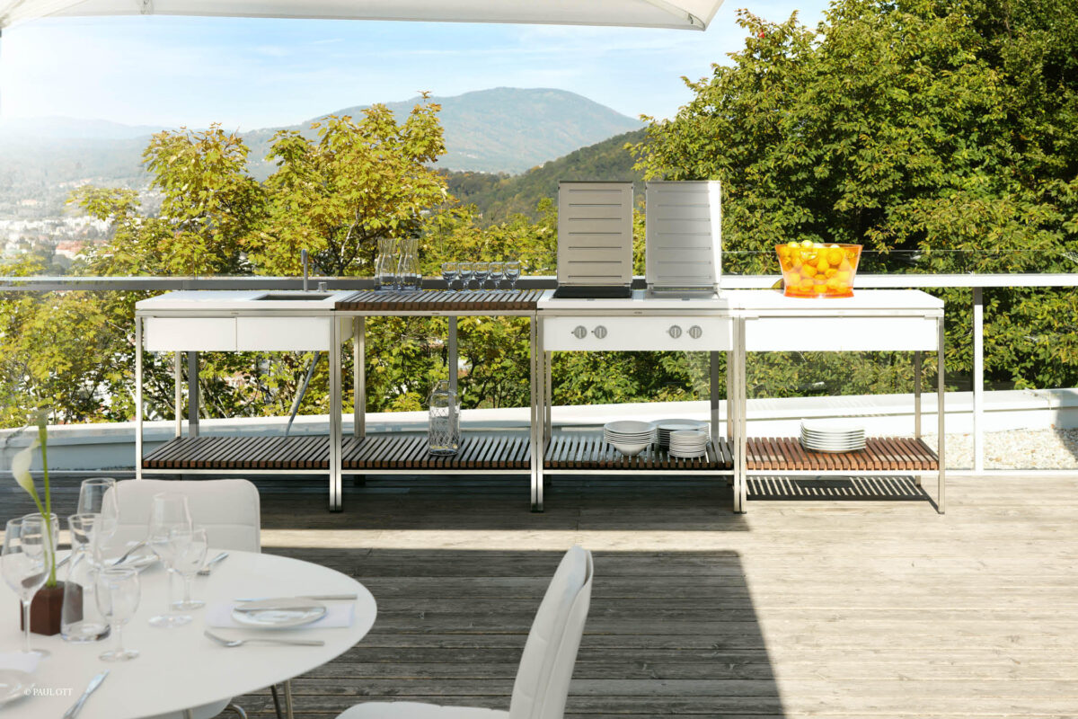 Posso chiudere il balcone per apporre la cucina? Ecco la risposta