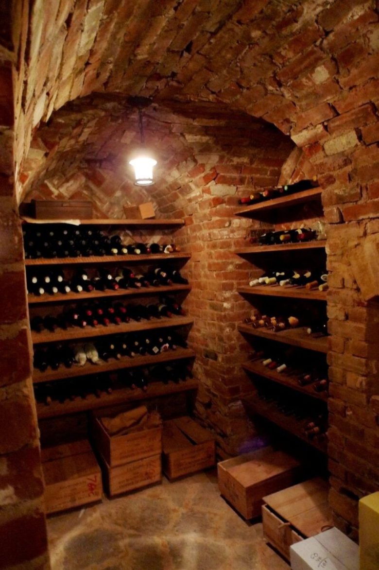 consigli-costruire-cantina-per-vini-12