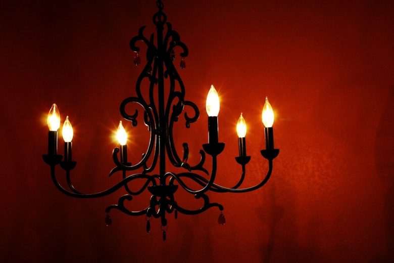 stile-dark-gothic-lampadario