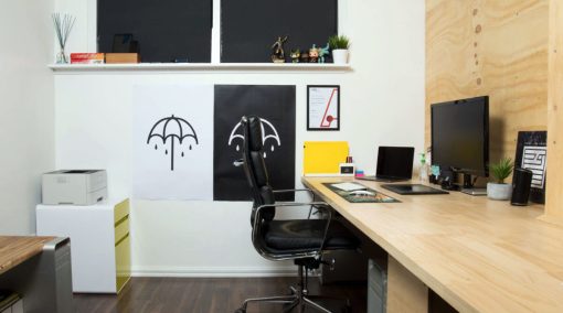 Idee e suggerimenti per realizzare un piccolo ufficio in un seminterrato