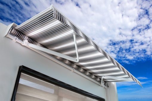 Tende da sole in condominio: la normativa