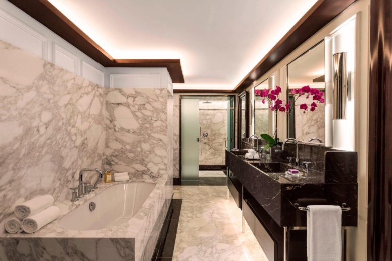 bagni-the-ritz