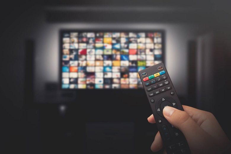 watching-tv-streaming-sign-netflix