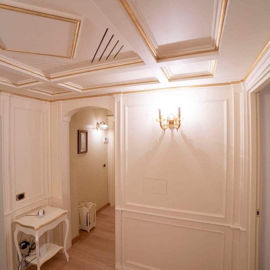Boiserie-contemporanee-5-modi-chic-e-3-consigli-per-rivestire-pareti-e-soffitti08