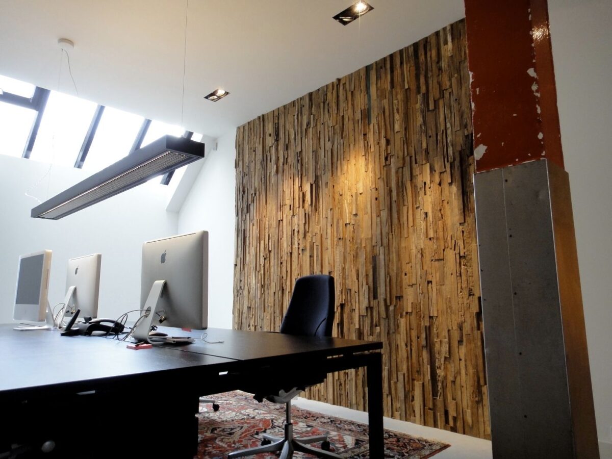 Boiserie-contemporanee-5-modi-chic-e-3-consigli-per-rivestire-pareti-e-soffitti15