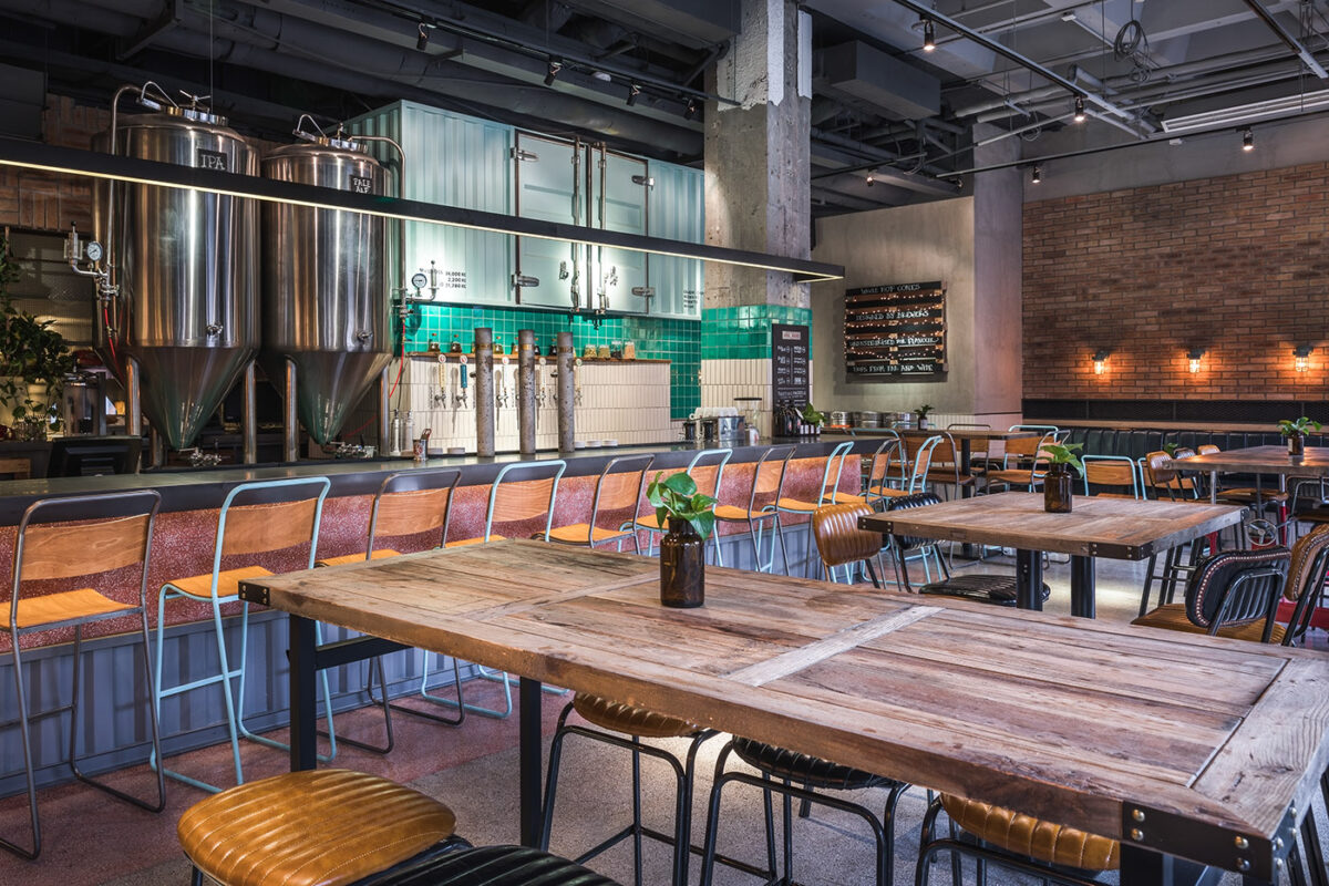 Come-arredare-bar-in-stile-industriale-11