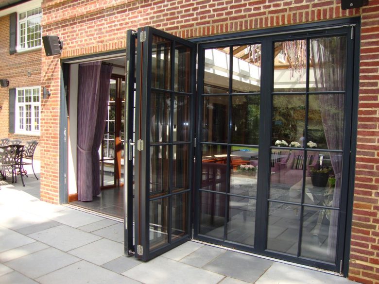 Come-scegliere-le-porte-in-stile-industriale-08