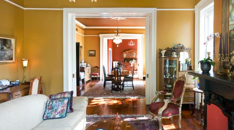 10-colori-evergreen-per-il-living-02