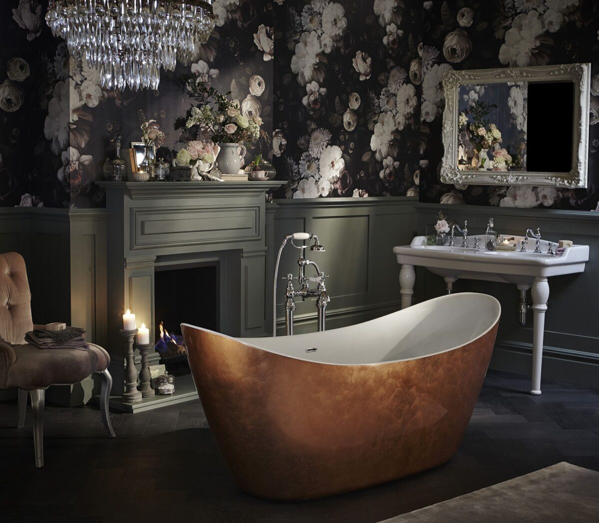 bagno-romantico-colori-scuri-e-profondi