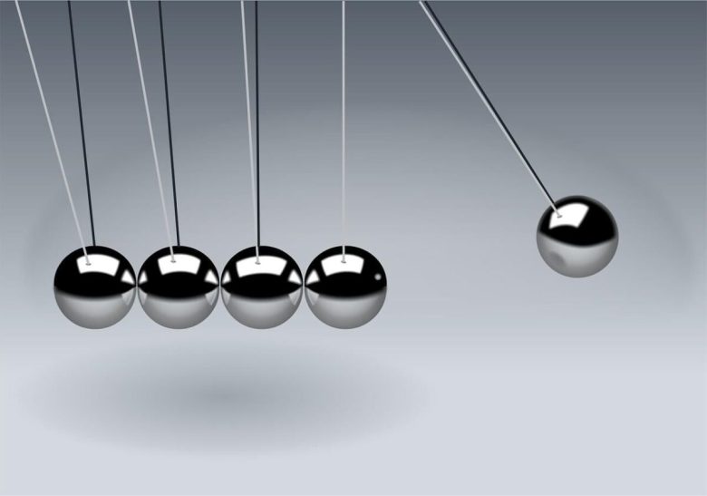 pendolo-newton-fai-da-te-copertina