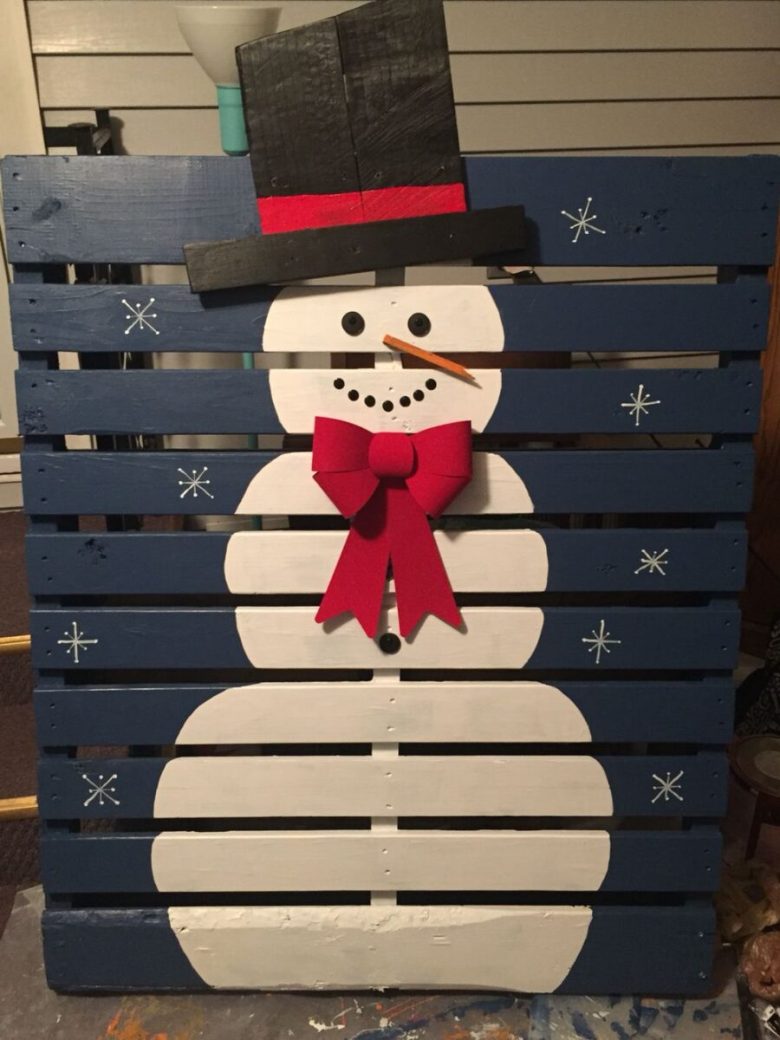 riciclare-pallet-per-creare-decorazioni-natalizie-13