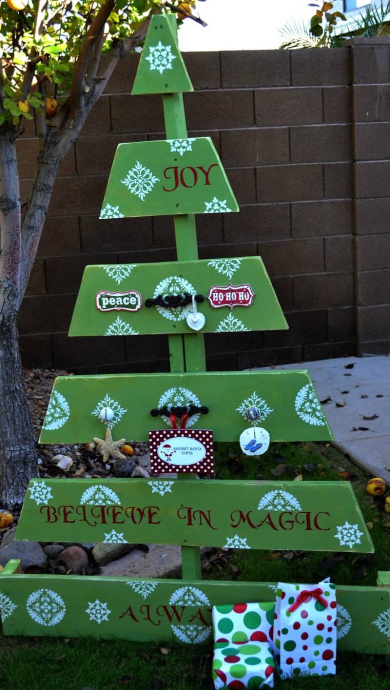 riciclare-pallet-per-creare-decorazioni-natalizie-5