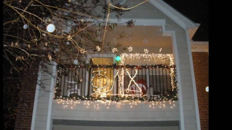abbellire-balcone-capodanno-luci-2