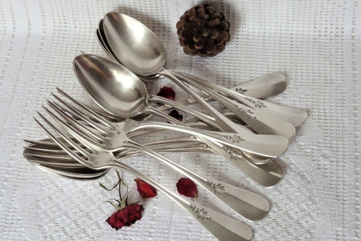 apparecchiare-tavola-capodanno-stile-shabby-chic (14)