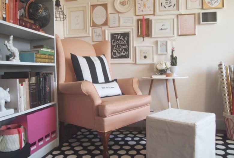 25+ Unique Corner Decoration Ideas For Your Living Room with New Decorating Corners In Living Rooms