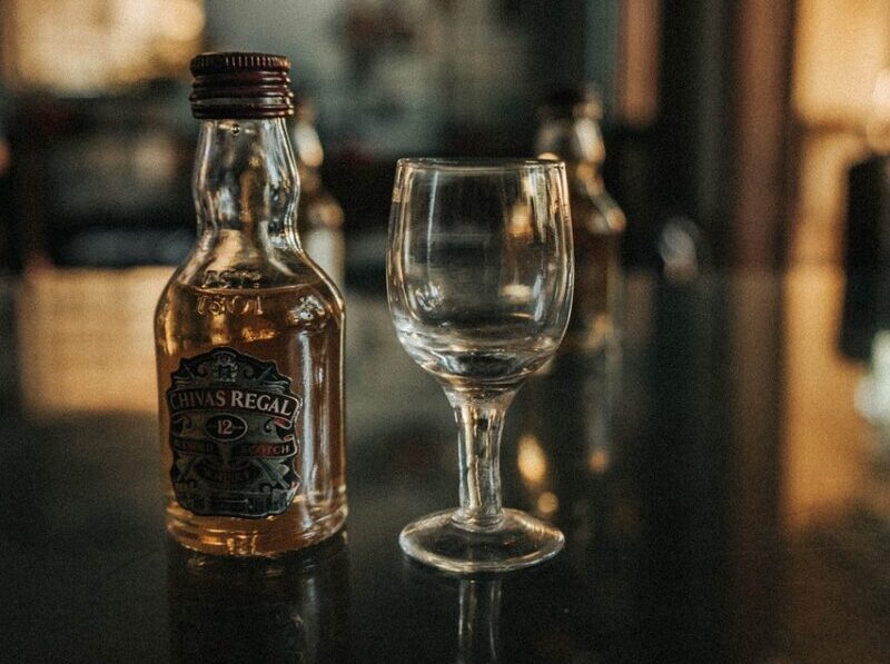 5 idee per un angolo mini bar in camera: ispirati con le nostre idee