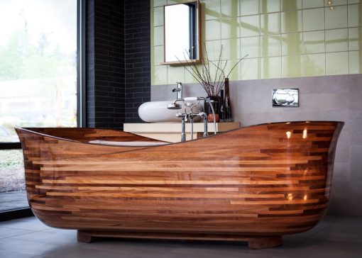 Vasca da bagno in legno: come costruirla, benefici e costi