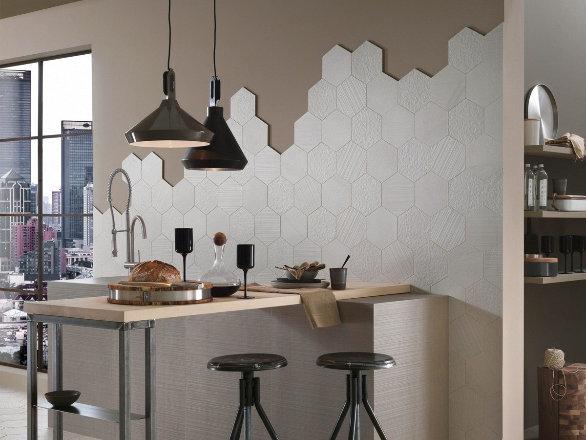 Cucina con pareti color sabbia: soluzioni per tutti gli stili