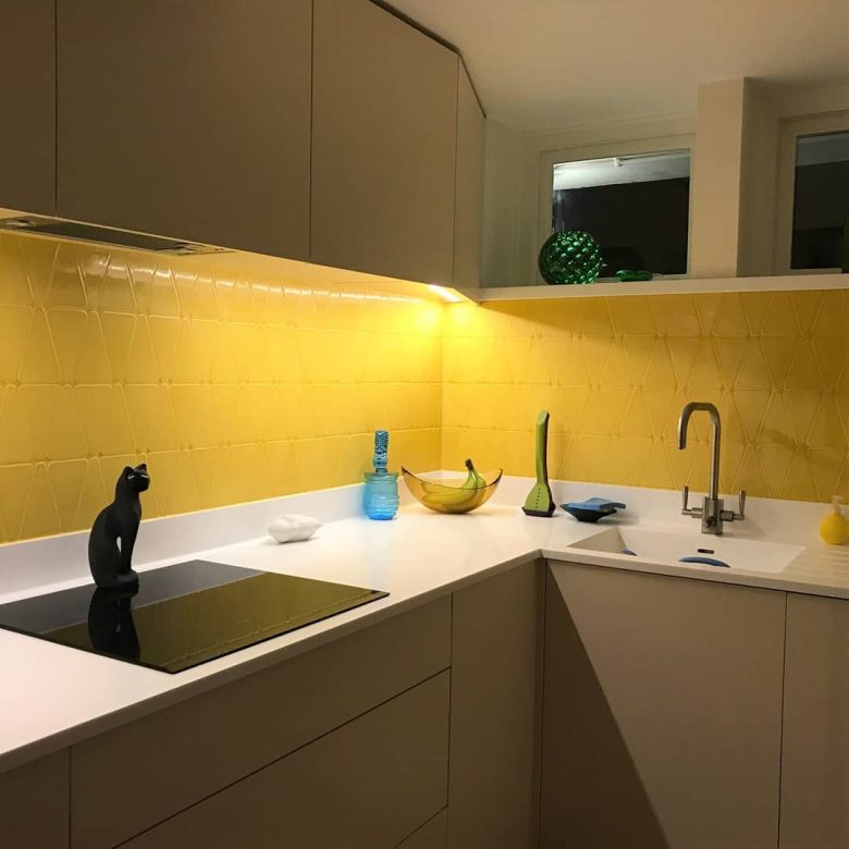 cucina-pareti-giallo-limone-