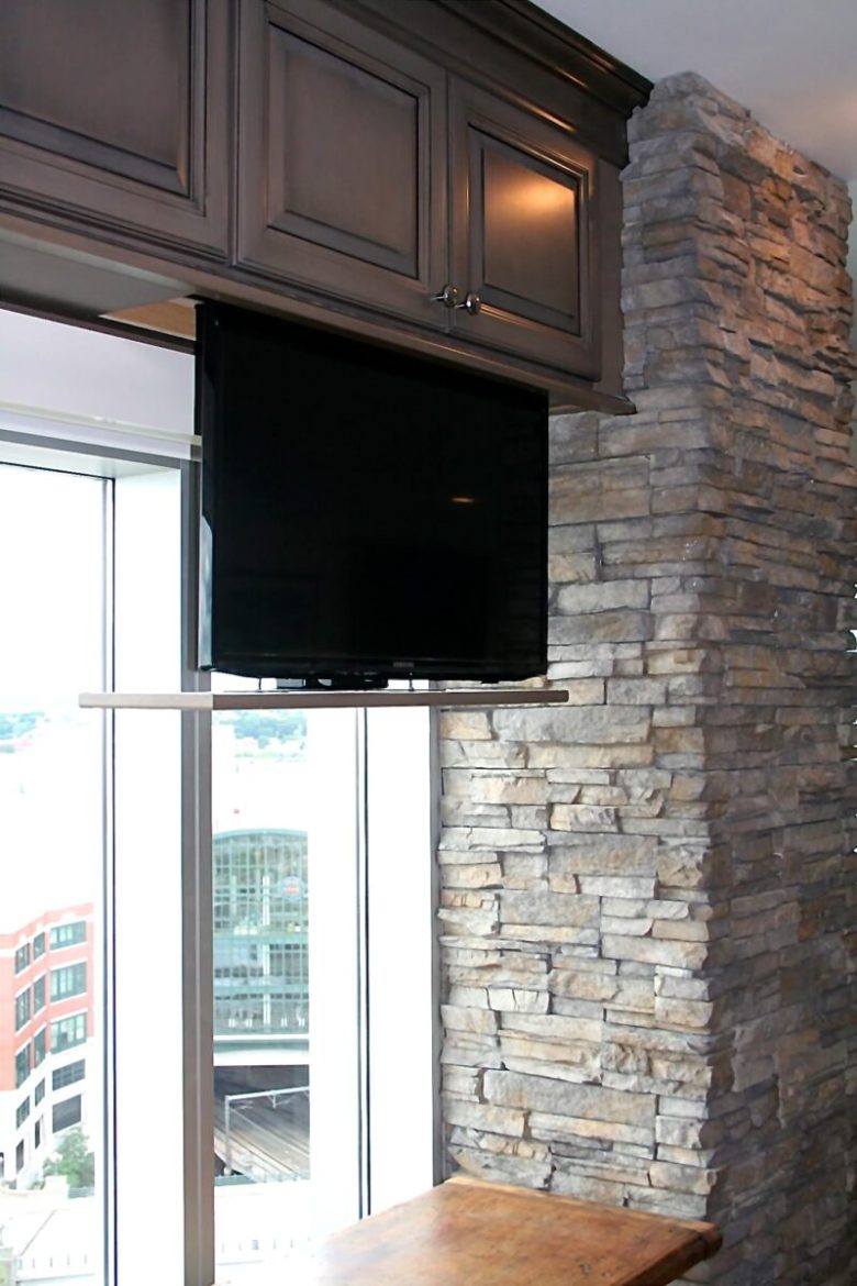 dove-mettere-tv-cucina 11