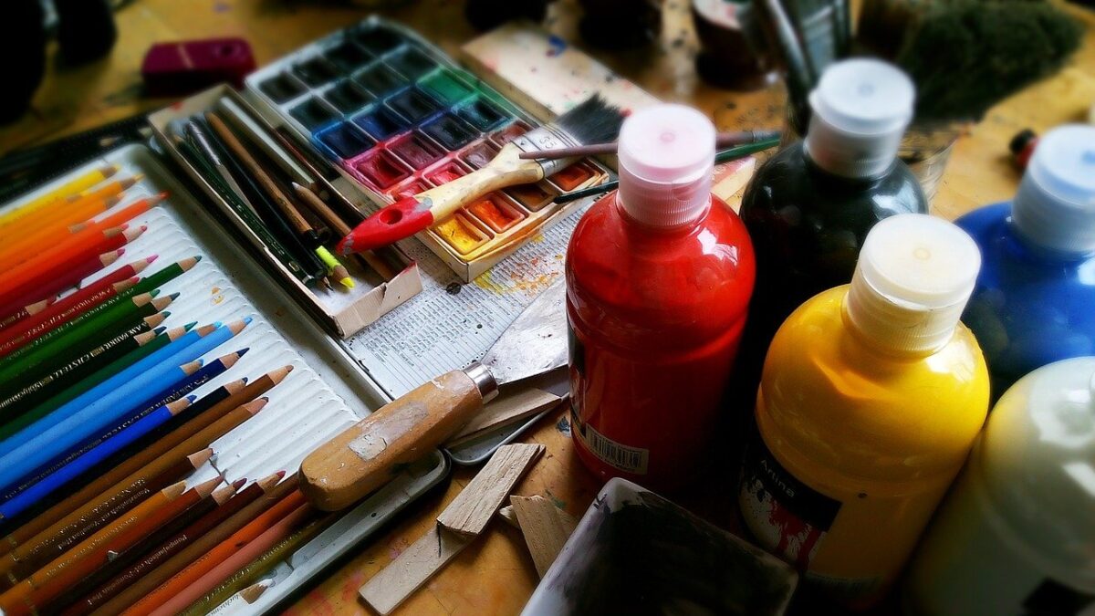 Come scegliere la pittura acrilica di qualità