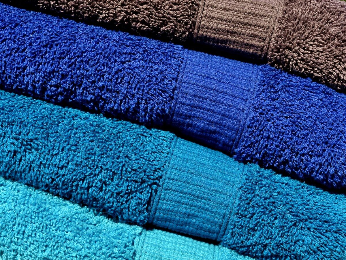 Bagni colorati rivestimenti e arredo: tutte le tendenze del momento ARTICOLO