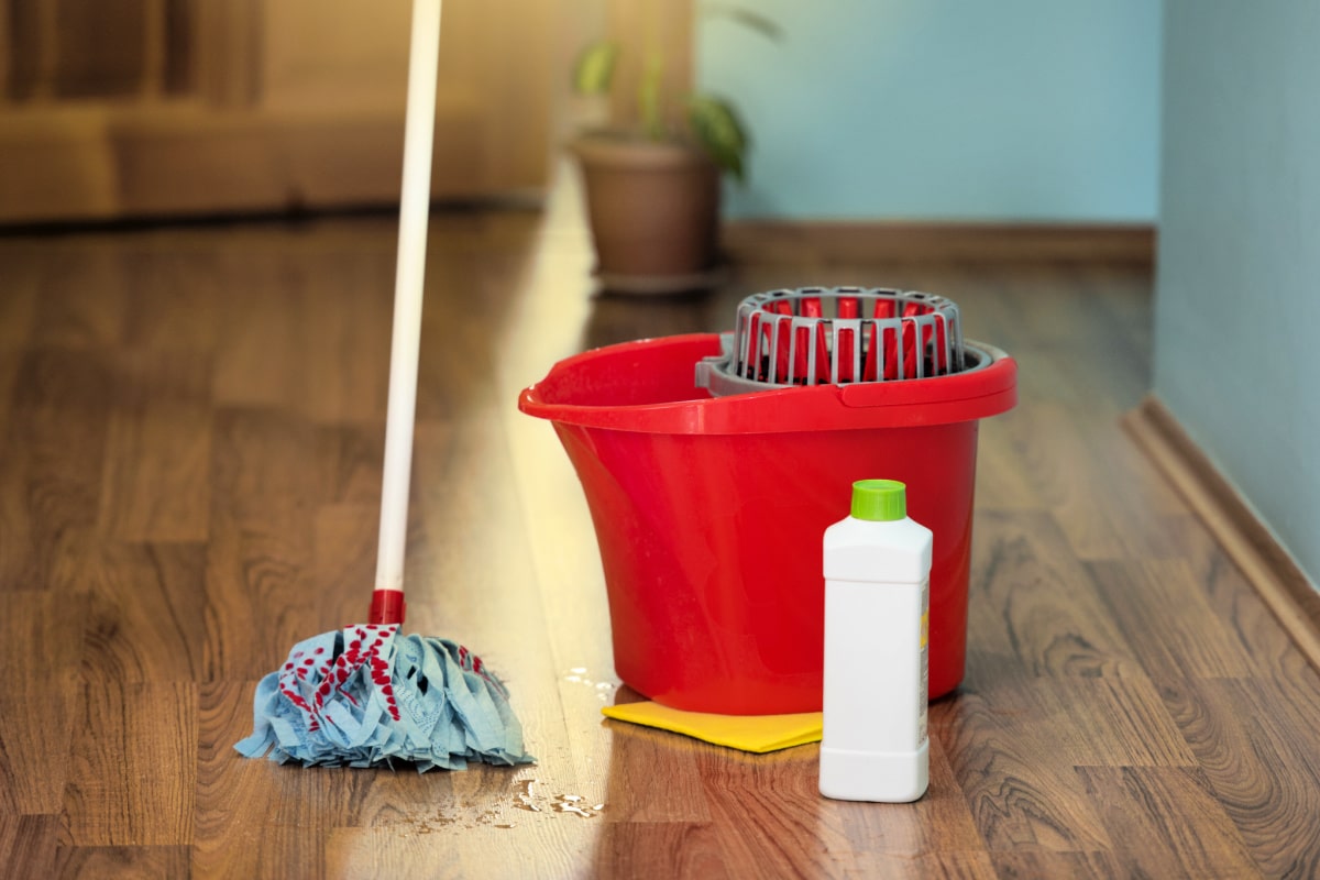10-trucchi-per-conservare-al-meglio-il-pavimento-della-cucina-1
