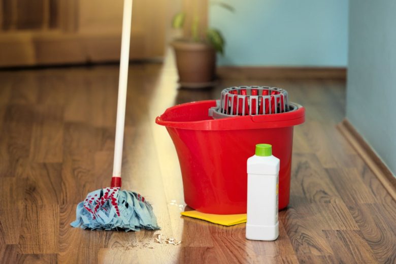 10-trucchi-per-conservare-al-meglio-il-pavimento-della-cucina-1