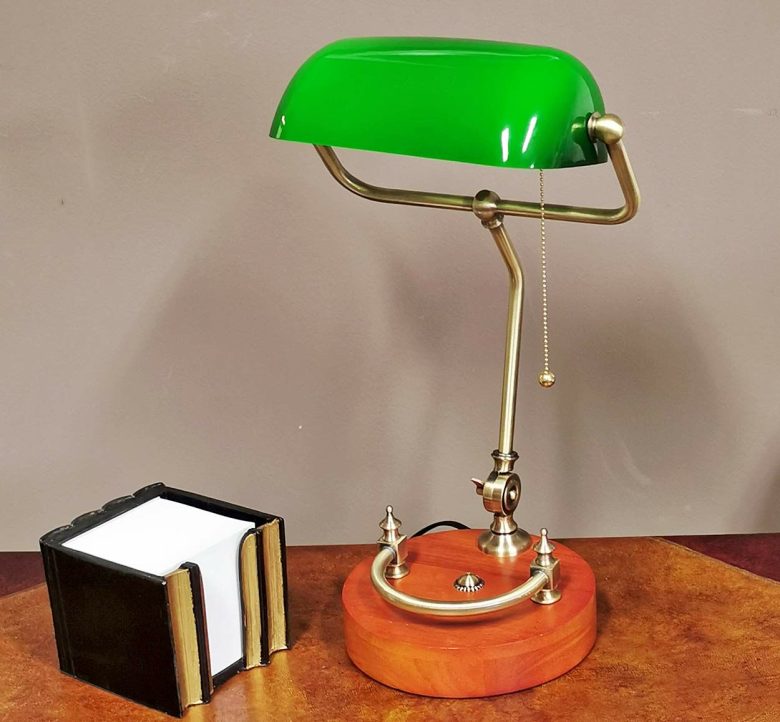 angolo-studio-in-stile-classico-14